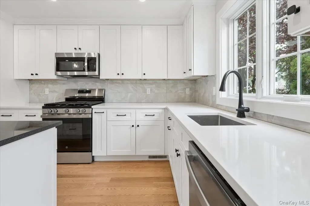 89 Crystal Street Harrison NY 10528