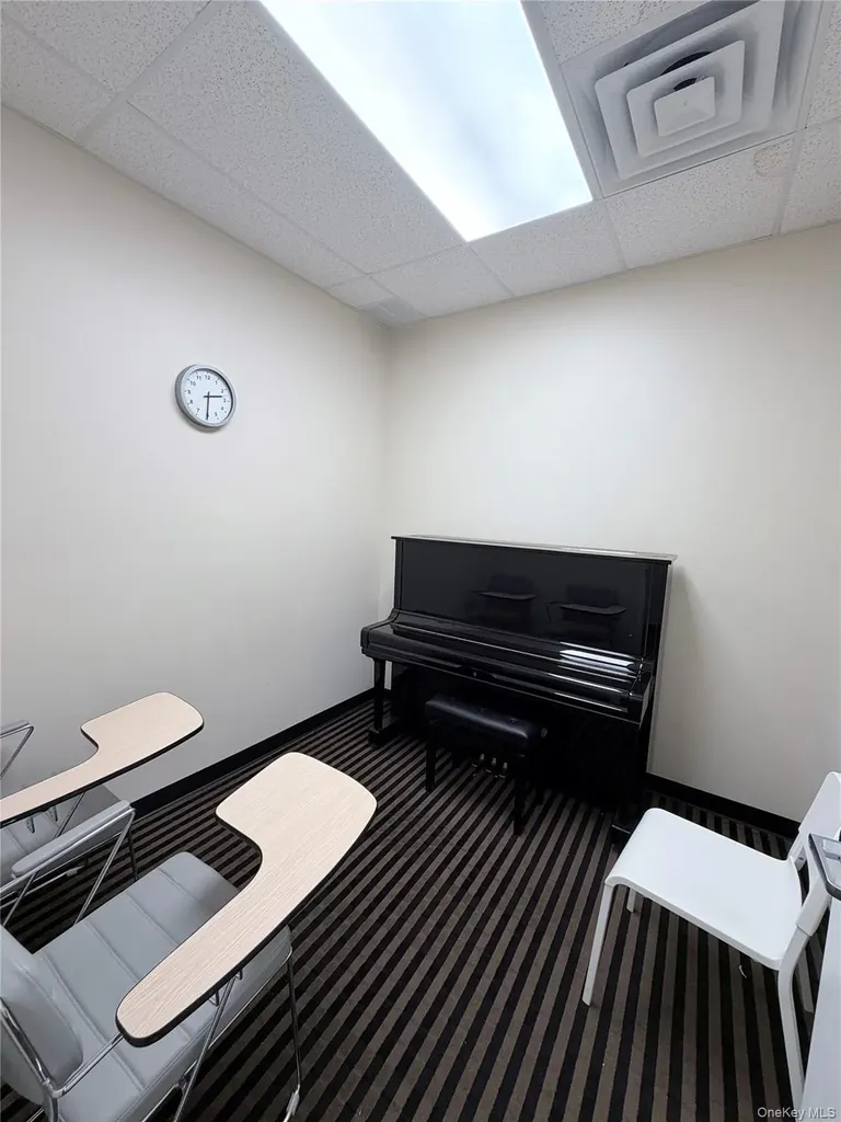 6801 Jericho Turnpike Syosset NY 11791