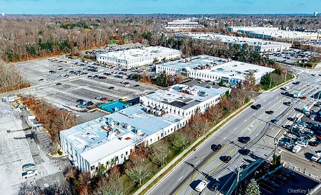 6801 Jericho Turnpike Syosset NY 11791