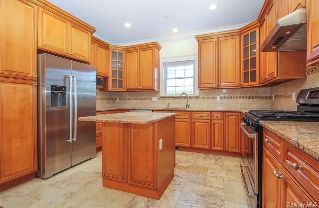 114 Oak Street Harrison NY 10528