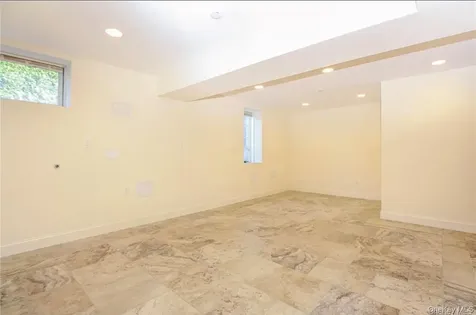 114 Oak Street Harrison NY 10528