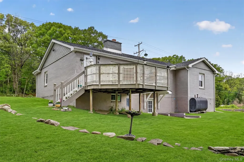 2596 Us Highway 9w Cornwall NY 12518