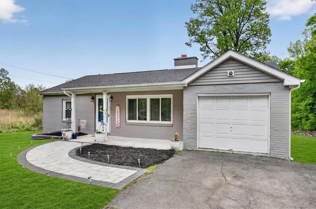 2596 Us Highway 9w Cornwall NY 12518