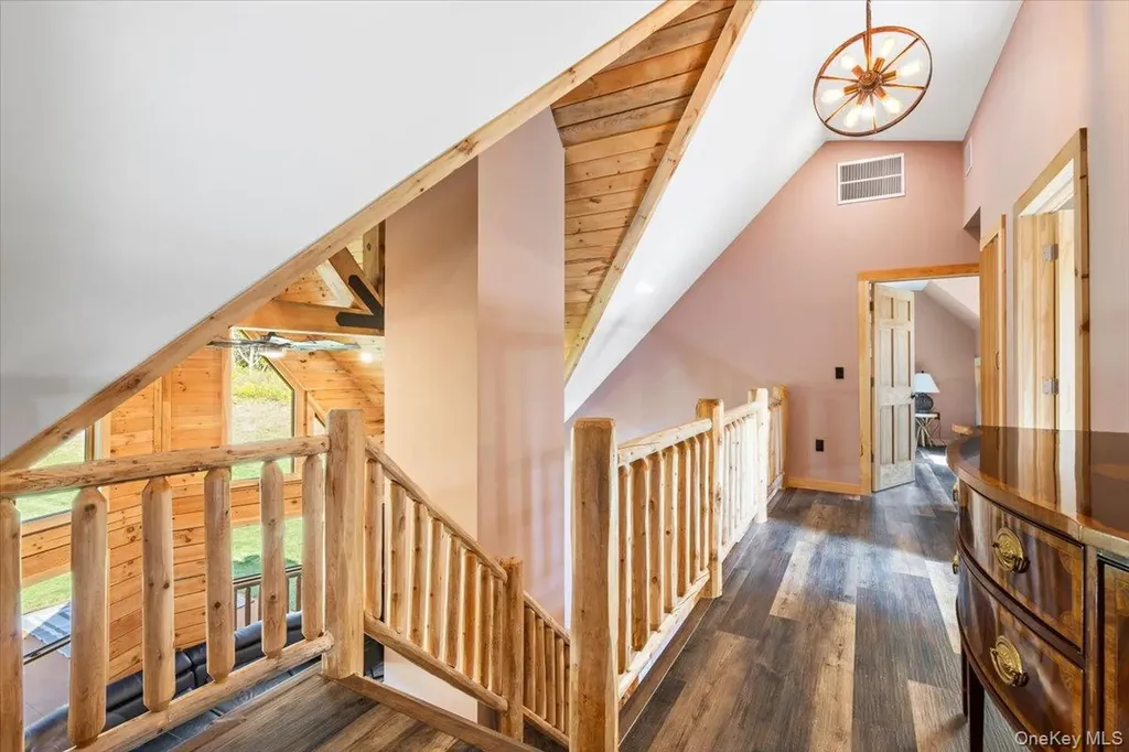 76 Woodlands Trail Clinton Corners NY 12514