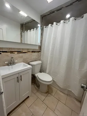 245 Warren Street Uniondale NY 11553