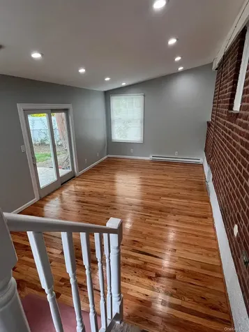245 Warren Street Uniondale NY 11553