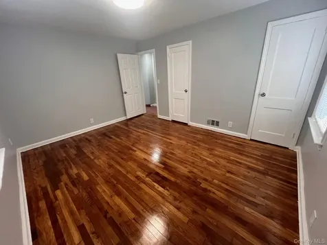 245 Warren Street Uniondale NY 11553