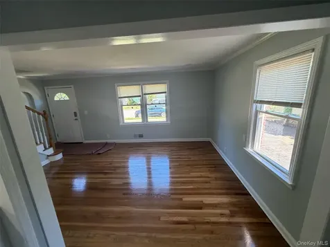 245 Warren Street Uniondale NY 11553