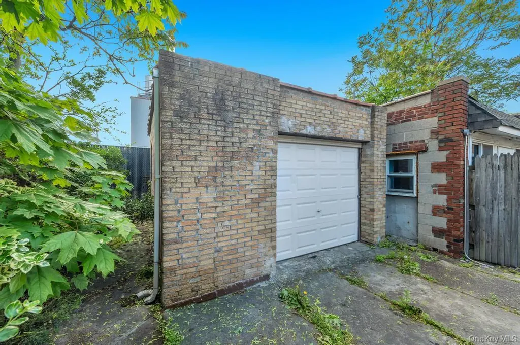1536 E 51st Street Brooklyn NY 11234