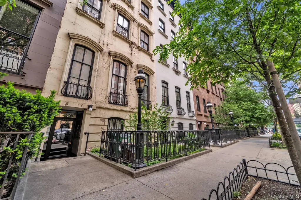 454 W 23rd Street New York (manhattan) NY 10011
