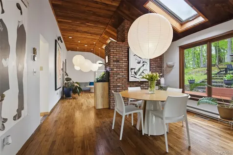 8 Upper Shad Road Pound Ridge NY 10576