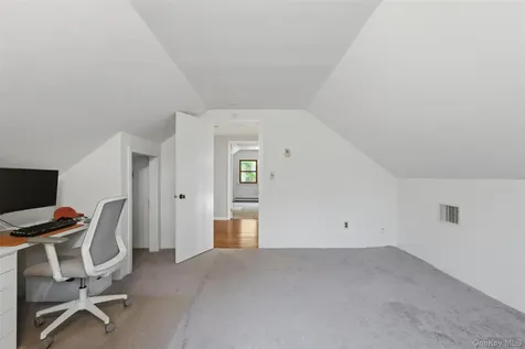 8 Upper Shad Road Pound Ridge NY 10576