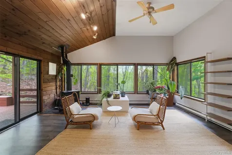 8 Upper Shad Road Pound Ridge NY 10576