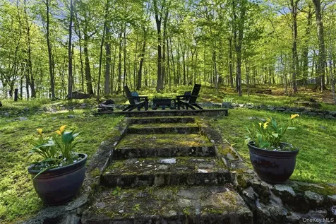 8 Upper Shad Road Pound Ridge NY 10576
