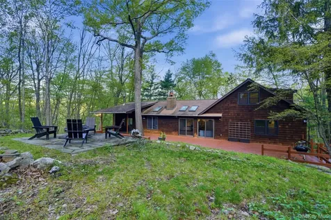 8 Upper Shad Road Pound Ridge NY 10576