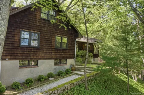 8 Upper Shad Road Pound Ridge NY 10576