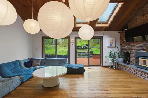 8 Upper Shad Road Pound Ridge NY 10576