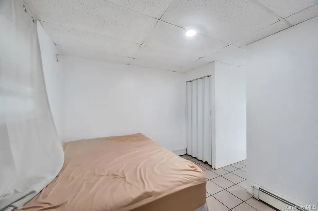 32 Beverly Street Islip NY 11751