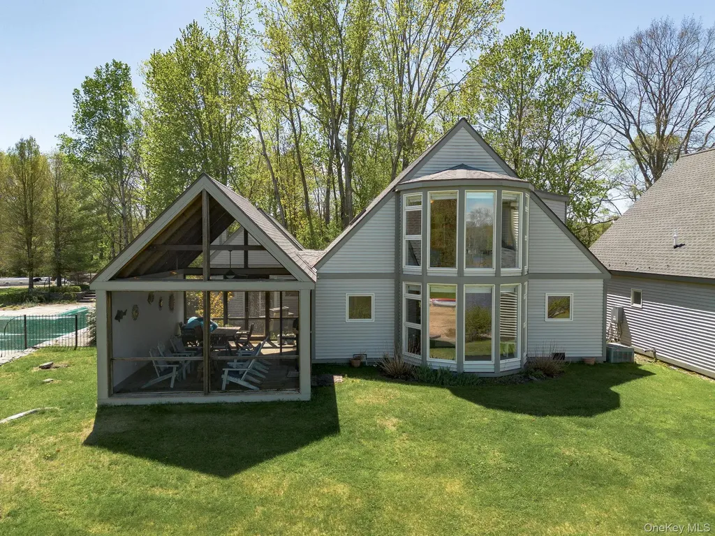 322 Arcadia Drive Ancramdale NY 12503