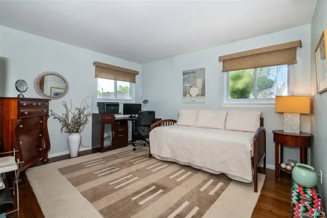 1 Lynns Way New Rochelle NY 10805