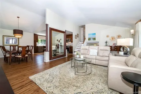 1 Lynns Way New Rochelle NY 10805