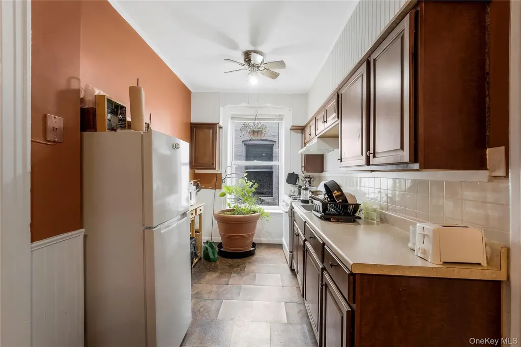 1673 66th Street Brooklyn NY 11204