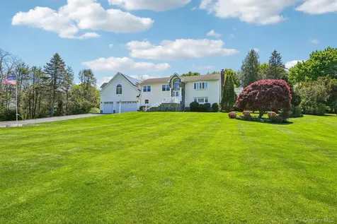 1 Green Tree Road Yorktown Heights NY 10598