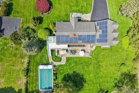1 Green Tree Road Yorktown Heights NY 10598