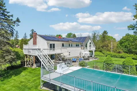 1 Green Tree Road Yorktown Heights NY 10598