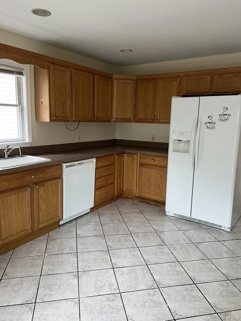 6 Tunis Avenue Bronxville NY 10708