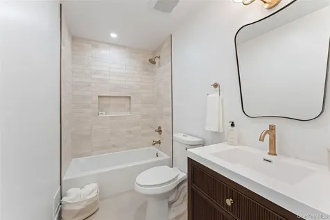 153 Waverly Road Scarsdale NY 10583