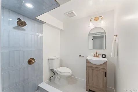 153 Waverly Road Scarsdale NY 10583