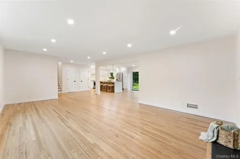 153 Waverly Road Scarsdale NY 10583