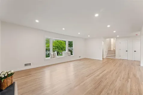 153 Waverly Road Scarsdale NY 10583