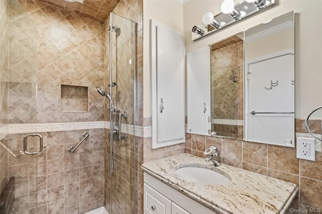 48 Stanton Circle New Rochelle NY 10804