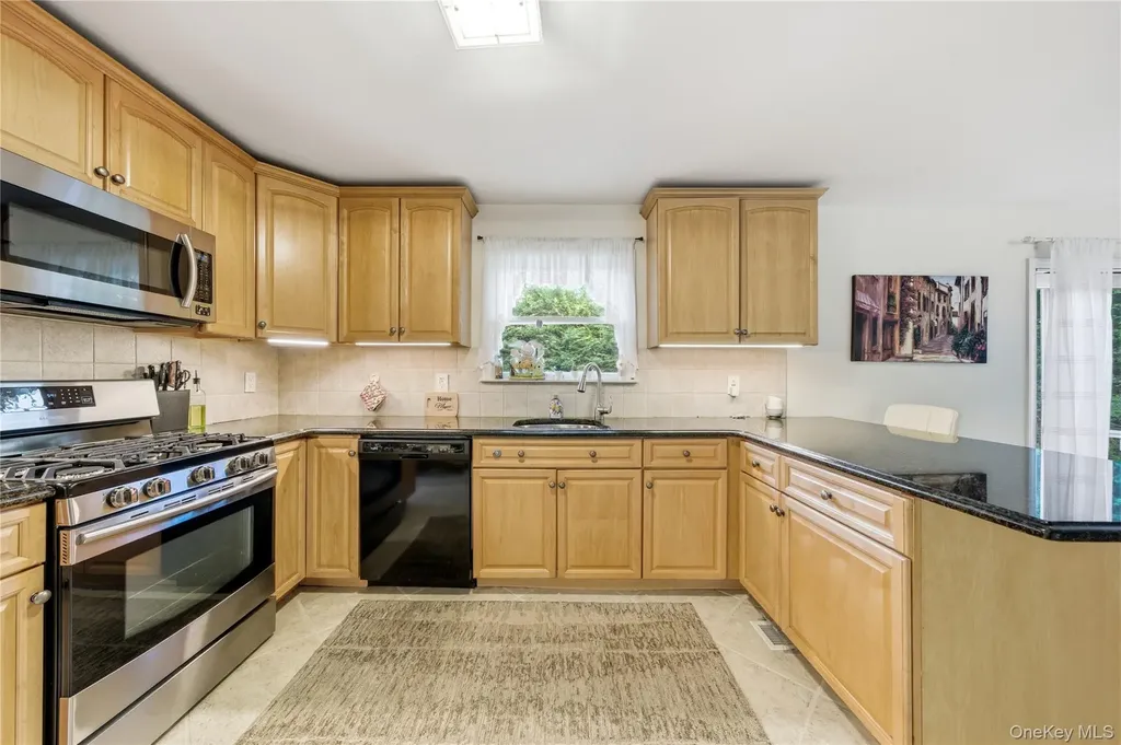 695 Higbie Lane West Islip NY 11795