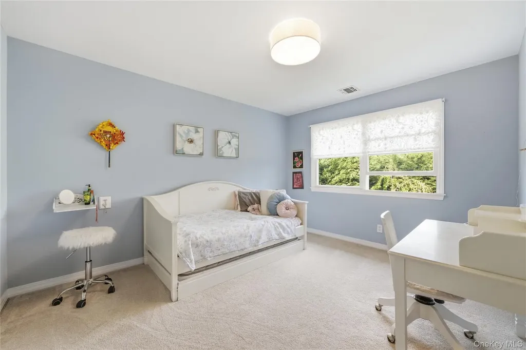 695 Higbie Lane West Islip NY 11795