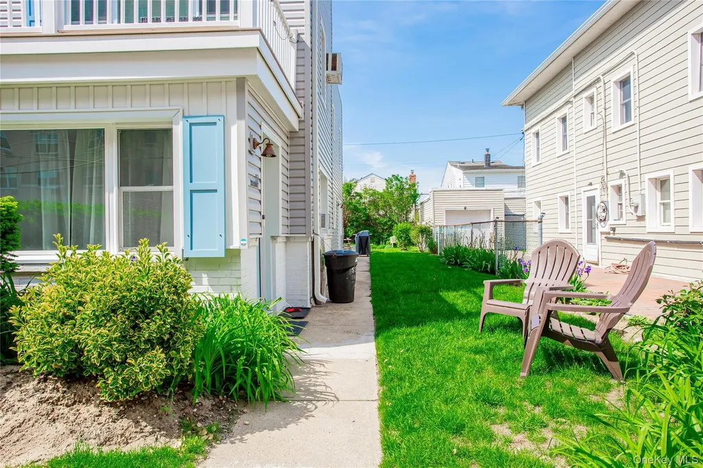 557 Shore Road Long Beach NY 11561