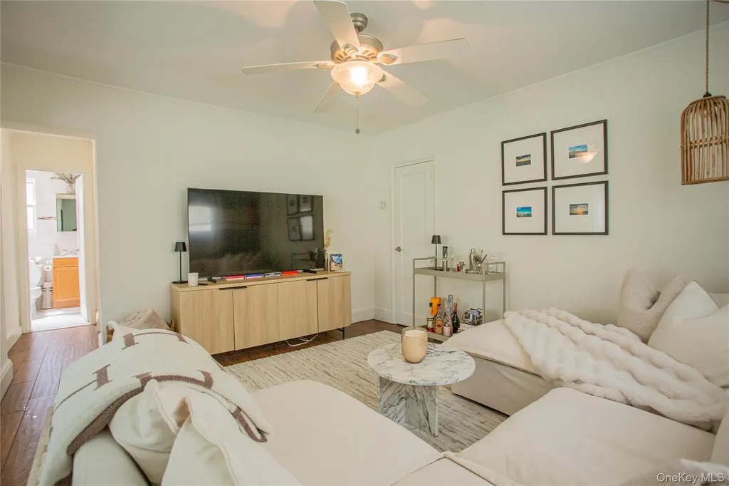 557 Shore Road Long Beach NY 11561