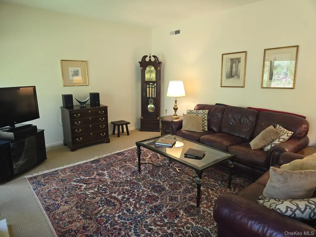 586 Heritage Hills Somers NY 10589