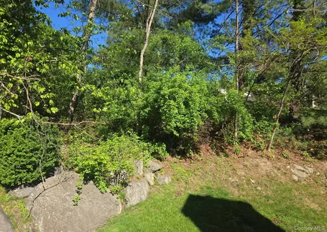 586 Heritage Hills Somers NY 10589