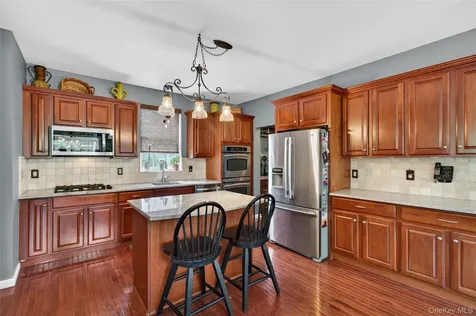 3 Braemar Way Highland Mills NY 10930