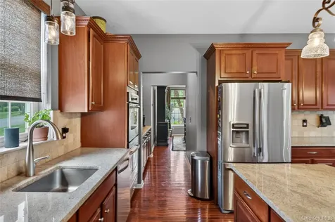 3 Braemar Way Highland Mills NY 10930