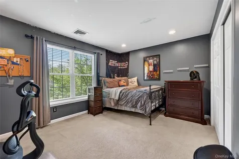 3 Braemar Way Highland Mills NY 10930