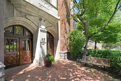 65 Mckinley Avenue White Plains NY 10606