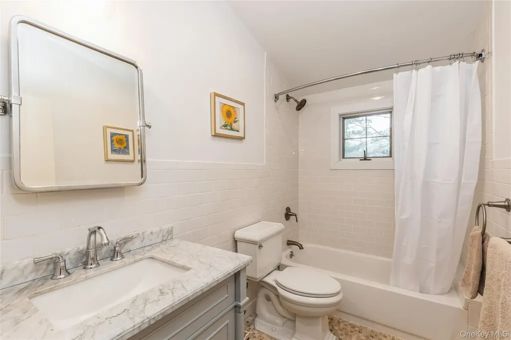 91 Sunset Beach Road Sag Harbor NY 11963