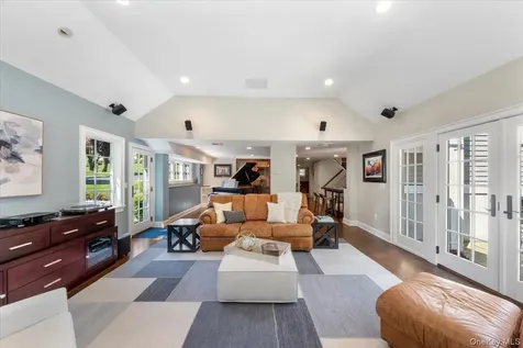17 Hemlock Road Hartsdale NY 10530