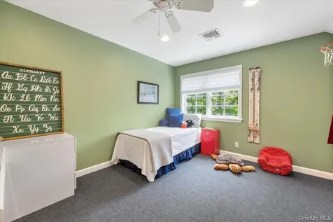 17 Hemlock Road Hartsdale NY 10530