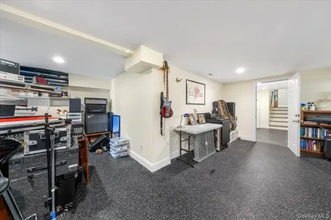 17 Hemlock Road Hartsdale NY 10530