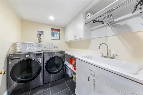 17 Hemlock Road Hartsdale NY 10530